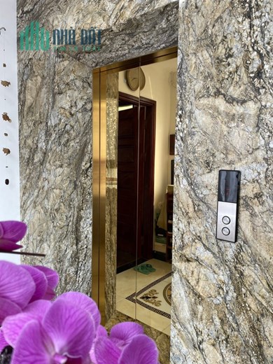 Nhà Vương Thừa Vũ 52m2, 5T , gara oto mặt ngõ kinh doanh đỉnh nhỉnh 9 tỷ