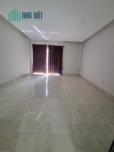 Nhà Mặt Tiền Nguyễn Hữu Thọ gần Sân bay 108m2,  ngang 7