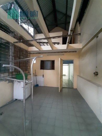 BÁN NHÀ KHU PHÂN LÔ NGUYỄN CHÍ THANH ĐỐNG ĐA HN. VỈA HÈ , Ô TÔ TRÁNH . GIÁ 200TR/M2