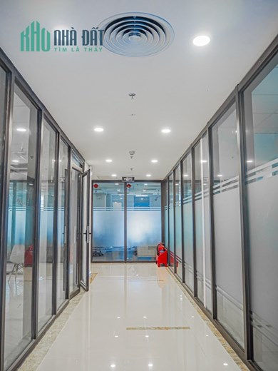 Chủ đầu tư cho thuê văn phòng 1600m2 tại 6th Element
