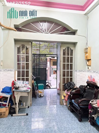 Ngộp bank, bán gấp nhà Phan Văn Trị, Bình Thạnh, 45m2, 3 tầng, chỉ 4 tỷ 500