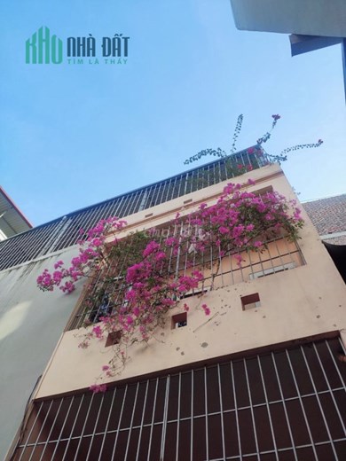 Chính chủ bán nhà 4 tầng tại Thanh Nhàn Trung Tâm Quận Hai Bà Trưng Đủ Mọi Tiện Ích.