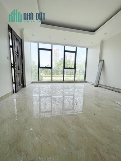 Bán Nhà Mặt Đường Bưởi , Ba Đình - 40M - MT : 6,9m - Kinh Doanh Đỉnh - Sổ A4 - 9,5 Tỷ.