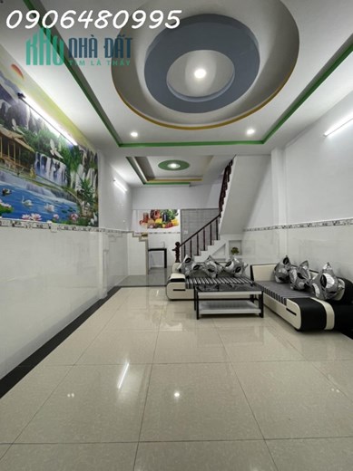 Nhà đường lớn mặt tiền đường khu Tên Lửa cần bán gấp giá 11 tỷ TL chính chủ ,có phí môi giói nếu