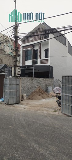 Bán đất Trung tâm thị trấn Quế, gần UBND, trường tiểu học, cách Trung tâm hành chánh huyện mặt