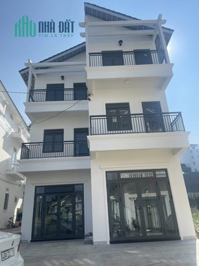 ( Gấp Gấp ) Chỉ 4.6 tỷ Sở hữu căn nhà đẹp mới xây đường Lê Thị Riêng, Đà Lạt
