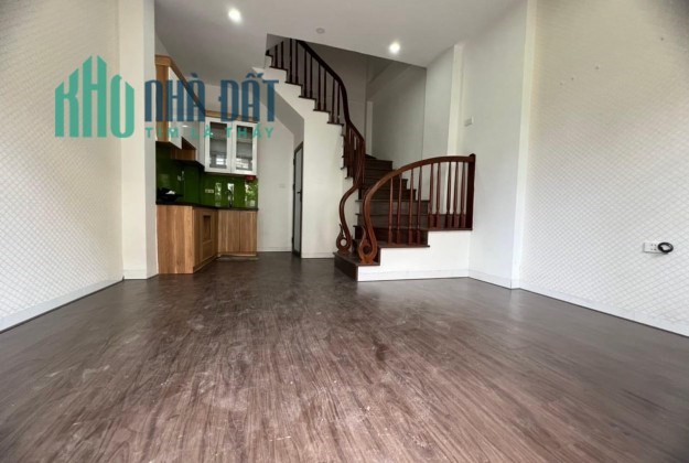 Bán nhà tại Vân Canh, Hoài Đức, diện tích 45 m2 mặt tiền 4,5m nhà đẹp thiết kế đủ công năng sử dụng