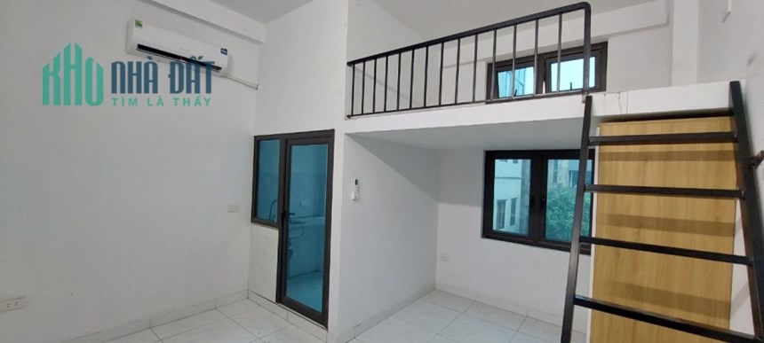 Cho thuê phòng giá rẻ Yên Xá Tần Triều, gác sép, cửa sổ bán công thoáng