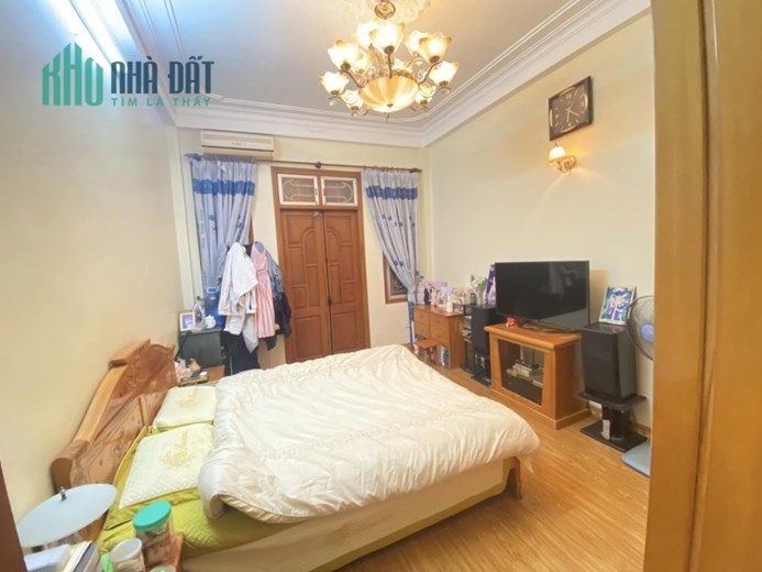 Bán nhà Xuân La 66m x 6 tầng, mt: 3.9m