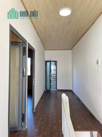 ( Hot Hot ) Chỉ 2.05 tỷ - Sở hữu ngay căn nhà đẹp giá rẻ hẻm ôtô tại Đà Lạt 70m2