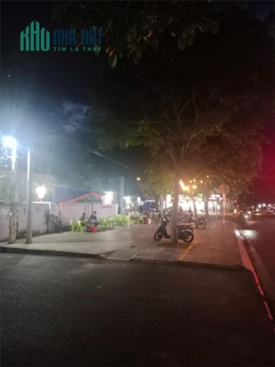 Quán Hè Phố cần sang nhượng quán.