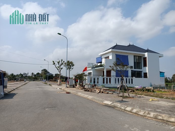 Cần tiền cắt lỗ 300tr lô đất mua để dành gần ngay chợ Quảng Hùng