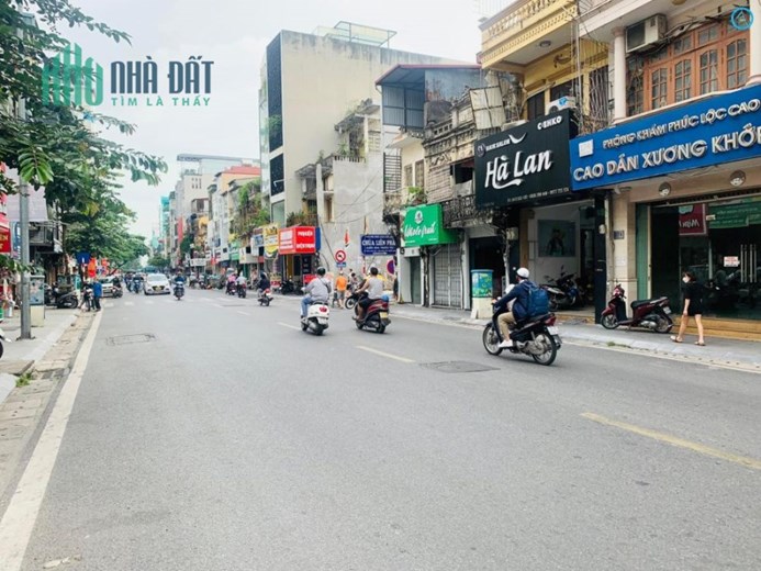 Bán nhà Bạch Mai, ngay gần trường học các cấp, DT38m2, giá 3 tỷ6.