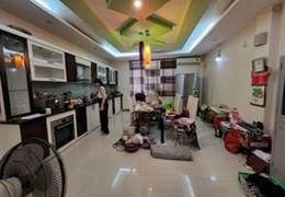 HIẾM MP HUỲNH THÚC KHÁNG 65M x 6T GARA- VỈA HÈ ĐÁ BÓNG- K DOANH ĐỈNH- GIÁ 23TỶ