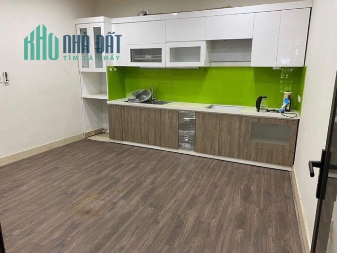 BÁN NHÀ NGÕ Ô TÔ TRÁNH, KINH DOANH CỰC TỐT TẠI ĐƯỜNG NGUYỄN TRÃI - THANH XUÂN, GẦN ROYAL CITY.