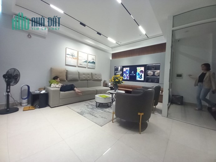 MP XUÂN ĐỈNH – GARA-OTÔ TRÁNH-MẶT TIỀN RỘNG –  KINH DOANH –DT 50M 5T 9.7 TỶ
