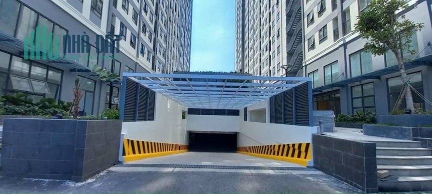 Căn hô 4 mặt tiền đường lớn Lý Chiêu Hoàng,quận 6 - dọn ở ngay chưa đến 2 tỷ
