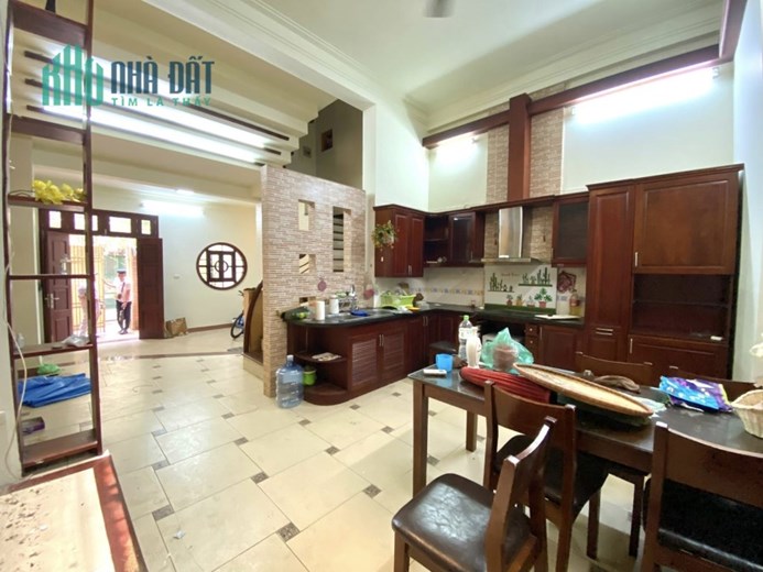 Bán ngôi nhà 48m2 phố Âu Cơ, Tây Hồ Chủ tự xây 4 ngủ 10m Mặt phố 3.5 Tỷ