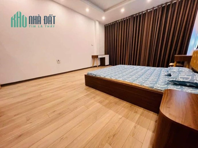 NHÀ HIẾM XUÂN ĐỈNH , LÔ GÓC FULL NỘI THẤT Ở NGAY , 45M 5 TẦNG 4.5 TỶ