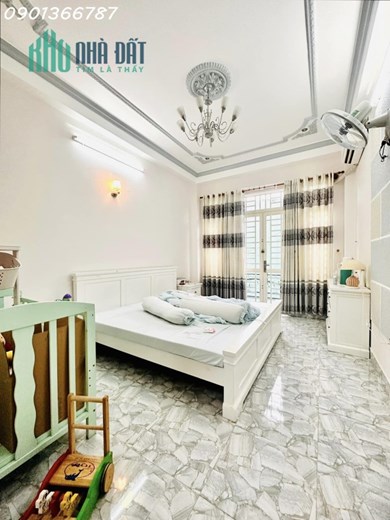 Nhà đẹp như hình - Nguyễn Đình Chiểu - 52m2 vuông vức- 4 lầu - 9 tỷ TL