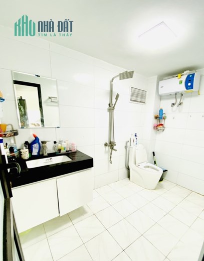 Nhà mặt phố 33m2, nhà cấp 4, mặt tiền 3.2m, Nguyễn Khoái - Hoàng Mai, giá 3.2 tỷ