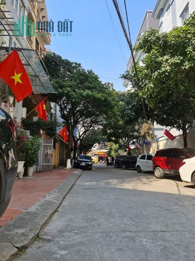 'CẦU GIẤY - 7 TẦNG THANG MÁY - PHÂN LÔ VỈA HÈ Ô TÔ DỪNG ĐỖ, THOÁNG TRƯỚC SAU. Diện tích 102m2 7