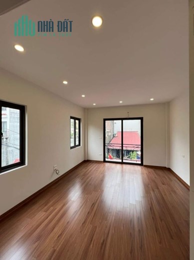 Nhà đẹp Ngọc Thụy, Long Biên, 40m x 5 tầng, full nội thất, ô tô, 4 tỷ 38