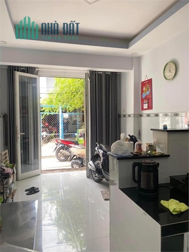 Bán Nhà HXH Ngay VinCom Võ Văn Ngân Thủ Đức, Giá Chỉ Nhỉnh 3 Tỷ