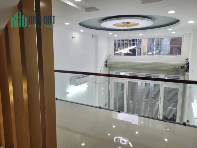 Giảm 1 tỷ  bán gấp Bùi Quang Là, HXH 4 tầng, 4x17m, nhà mới sổ đẹp chỉ 6.4 tỷ TL