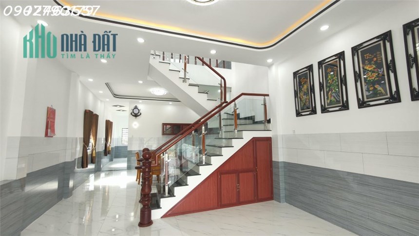 Nhà tặng nội thất đẹp lung linh, giá vô cùng phù hợp!