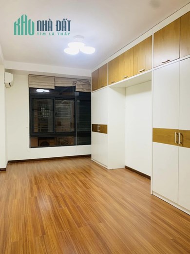 Hiếm. Trung tâm Đống Đa, phân lô, kinh doanh, ngõ thông. Diện tích 40m, 4 tầng, sổ phân lô.