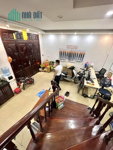 Bán nhà phân lô Võ Thị Sáu 50m x6T 8.6 tỷ ôtô đỗ cửa lô góc gần hồ ở luôn cạnh CV Tuổi trẻ