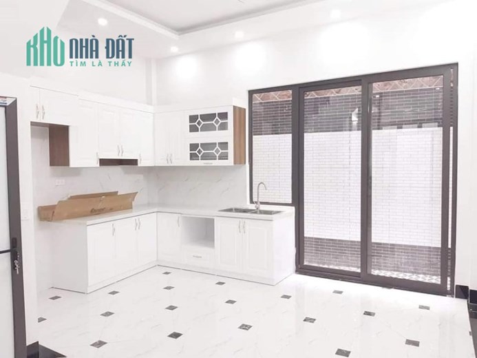 BÁN NHÀ XÃ ĐÀN  30M RA ĐƯỜNG CHÍNH CHỈ  5 TỶ