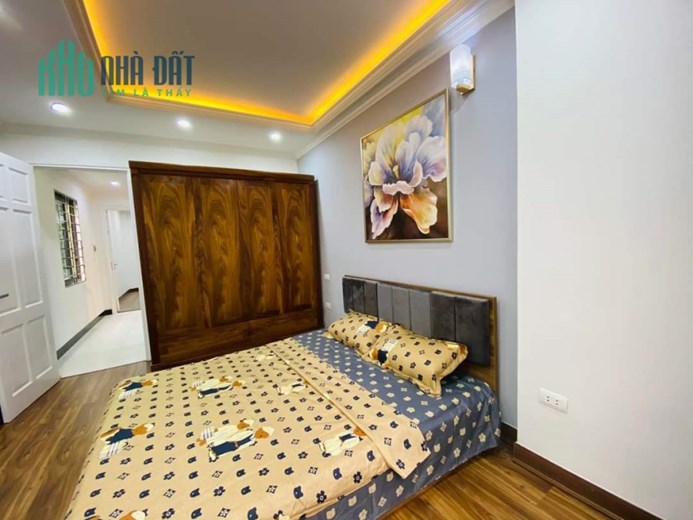 Nhà phố Lương Thế Vinh, Thanh Xuân. Phân lô, vỉa hè, Gara ô tô, tặng toàn bộ nội thất. Dt42m², 5