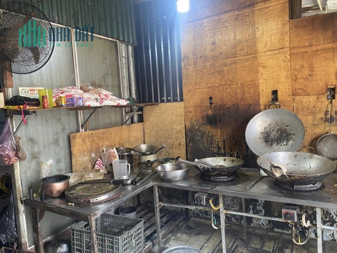Do không thể tiếp tục công việc nên mình cần sang nhượng lại quán