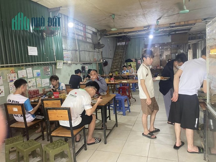 Do không thể tiếp tục công việc nên mình cần sang nhượng lại quán