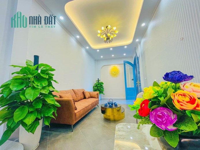 CC bán nhà phố Yên Hòa 35Mx5T tặng full nội thất cao cấp
