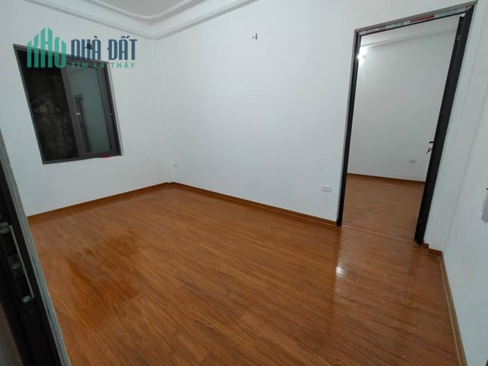 BÁN NHÀ RIÊNG, 39M2 GIÁ BÁN 2,85 TỶ , QUẬN HOÀNG MAI, GẦN OTO , HỒ ĐỀN LỪ