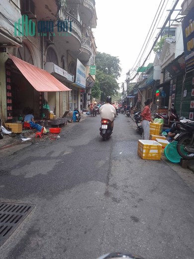 Nhà phố 8/3, Hai Bà Trưng 38m2 * 5 Tầng giá 3.7 Tỷ