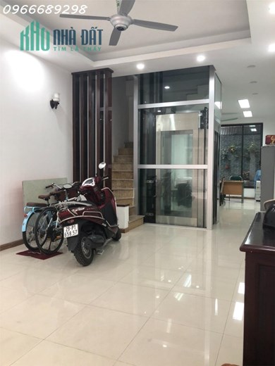 Cho thuê tầng 1 nhà liền kề khu dự án ở Trường Chinh, gần Ngã Tư Sở.