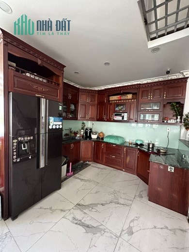 Nguyễn Phúc Chu 75 m2 5 lầu 7 x 11 11 tỷ Phường 15 Tân Bình