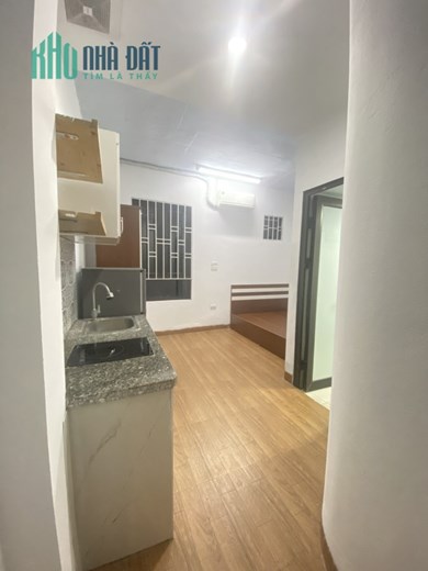 Bán CCMN Lĩnh Nam 100.5m2 6 tầng thang máy MT 4.4m 18P thoáng sáng DT 71tr giá 9.3 tỷ 0904154168