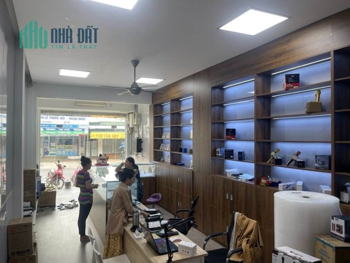 Nhà Mặt Tiền Đường Tân Quý, Quận Tân Phú, 4x17x 5 Tầng, Chỉ 10 Tỷ Hơn