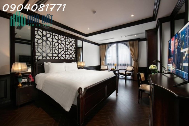 Bán khách sạn tiêu chuẩn 4 sao phố cổ Hoàn Kiếm