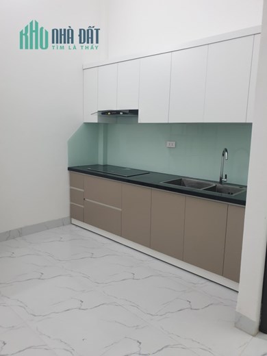 Bán nhà Đê La Thành, 4 tầng mới đẹp, ngõ rộng thông Hào Nam, 4,1 tỷ, 0968808196.