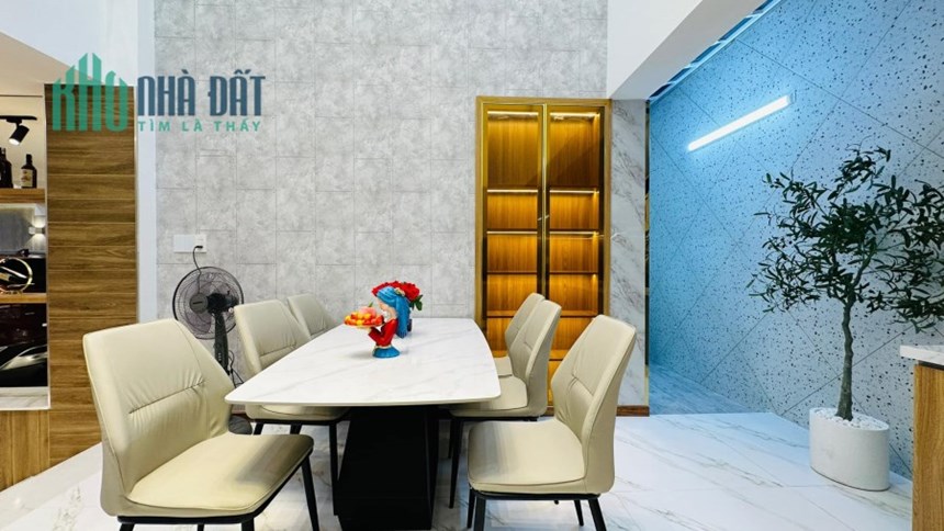 Bán Nhà Mặt Phố Lê Trọng Tấn Tân Phú, 125m2, 4 Tầng, Chỉ 9 Tỷ