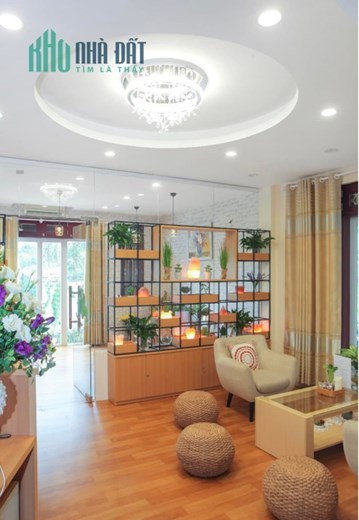 Cực hot! Giảm sâu 3 tỷ Nhà Mặt Phố Giảng Võ, Q.Ba Đình 82m2 - 5 tầng - mặt tiền 5m - Chỉ nhỉnh 35.9