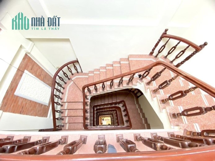 Mặt Phố Lạc Long Quân 80m 17tỷ Mt 7m Vỉa Hè Rộng Kinh Doanh Sầm Uất View Hồ Tây Lộng Gió