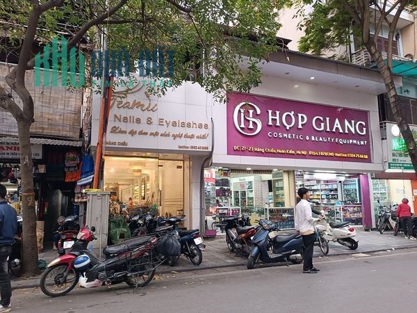 VIÊN NGỌC SÁNG GIỮA LÒNG HOÀN KIẾM - GẦN BỜ HỒ - PHỐ 2 CHIỀU - Ô TÔ DỪNG ĐỖ.