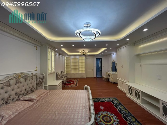 Bán nhà Hoàng Quốc Việt, thang máy, phân lô, vỉa hè, ô tô tránh, KDVP 50m 13x tỷ